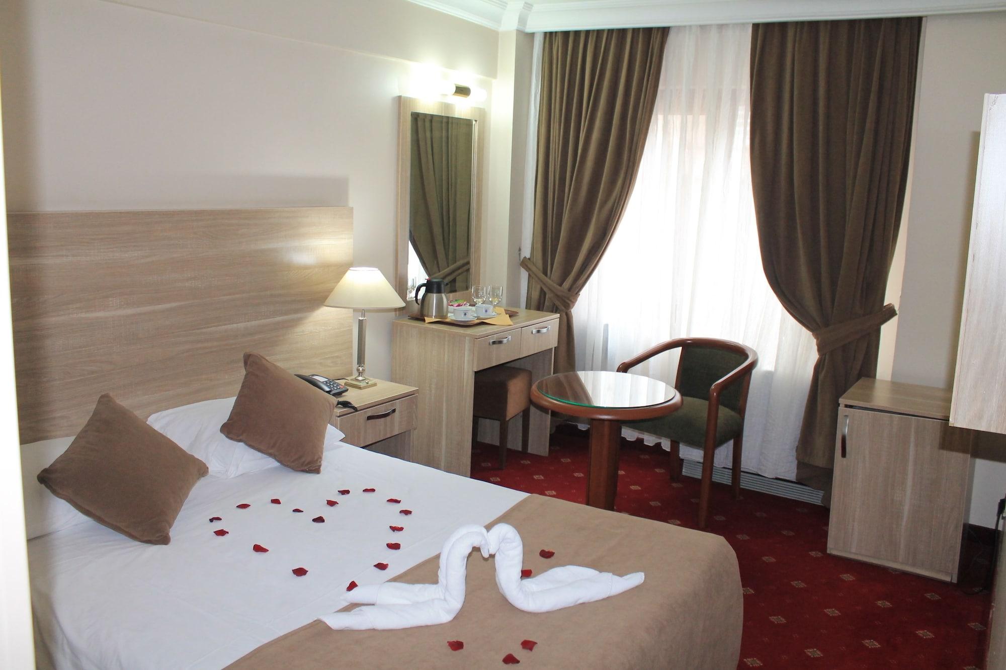 Hotel Buyuk Sahinler Stambuł Zewnętrze zdjęcie
