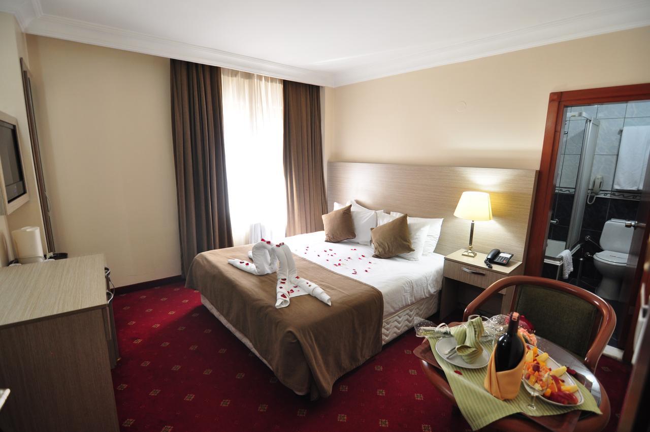 Hotel Buyuk Sahinler Stambuł Zewnętrze zdjęcie