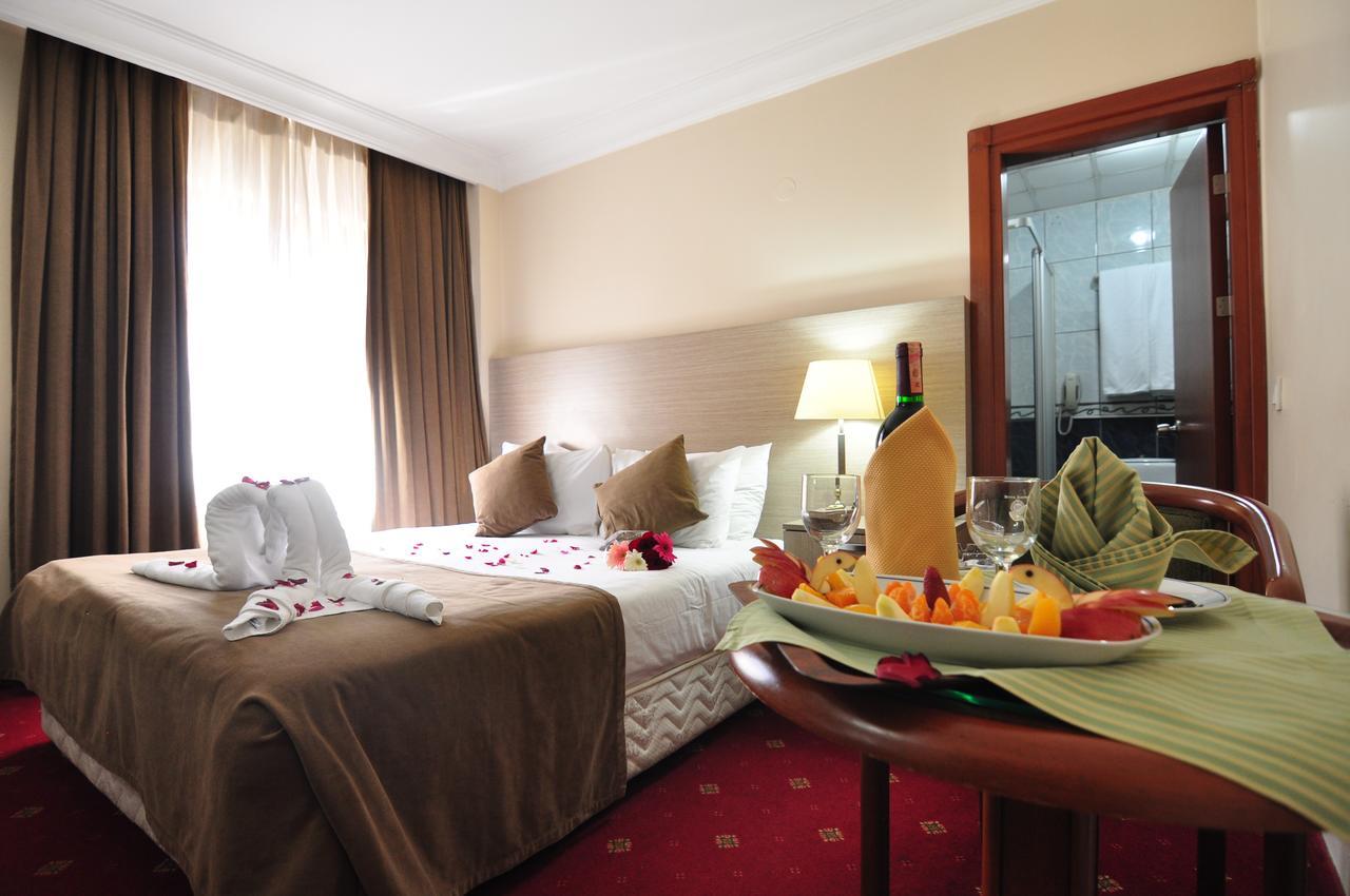 Hotel Buyuk Sahinler Stambuł Zewnętrze zdjęcie